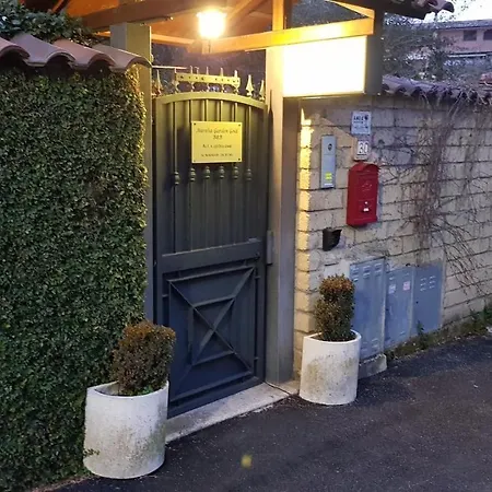 Aurelia Garden Gold B&B-2