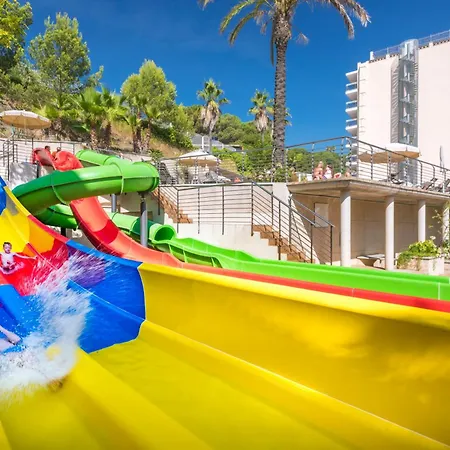 Hotel Oasis Park Splash-3
