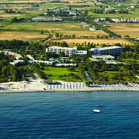 Caravia Beach Hotel-2