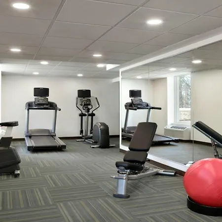 Holiday Inn Express - Williamsburg Busch Gardens Area By Ihg-3
