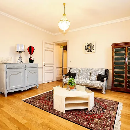 Champagne Andre Bergere & Suites-2