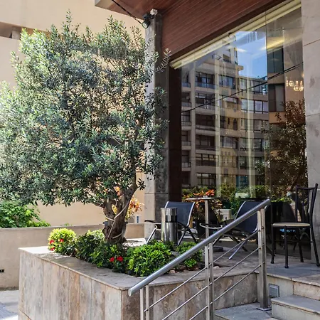Britannia Suites-2