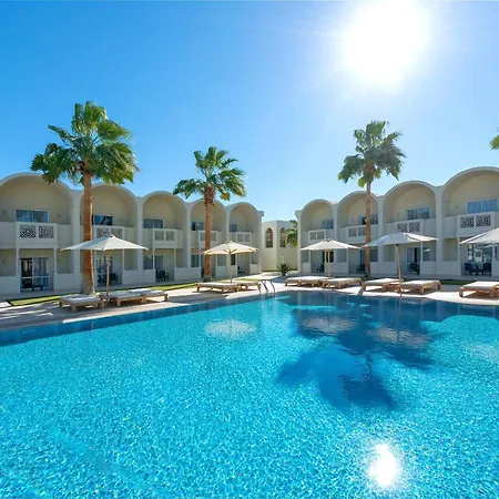 Reef Oasis Beach Aqua Park Resort-2