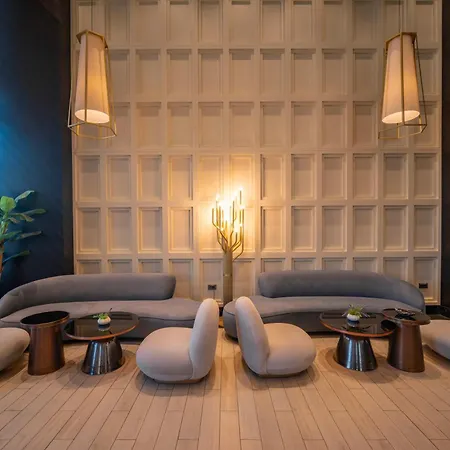 Serenity Queen Hotel-2
