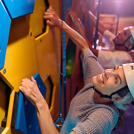 Beachhotel Zandvoort By Center Parcs-2