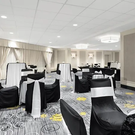 Sheraton Cavalier Saskatoon Hotel-2