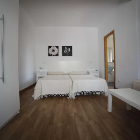 Hostal Boutique Los Geranios del Pinar-3