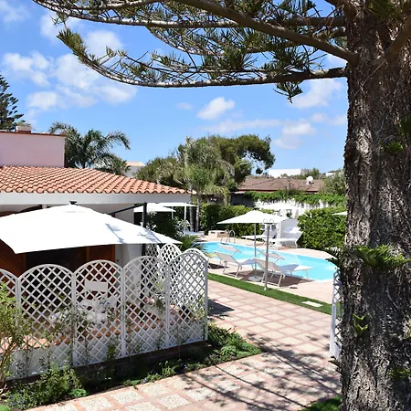 Villa Blanche Dimora Di Charme-3