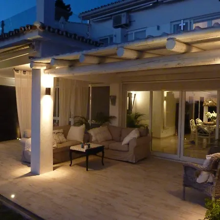 Villa Breeze Boutique Guest Rooms, Marbella-3