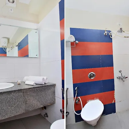 Super Townhouse Hills Palace-3