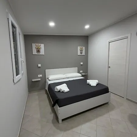Airport Tourist'S House-2