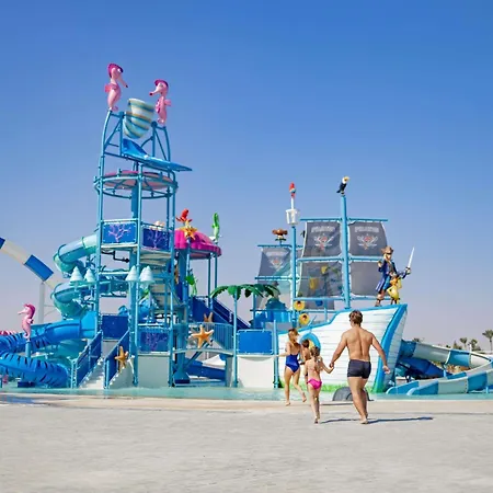 Movenpick Waterpark Resort & Spa Soma Bay-3