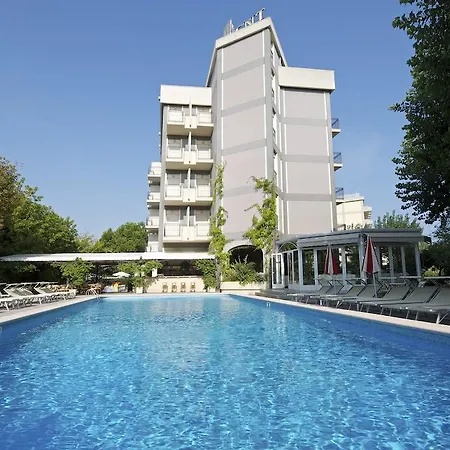 Hotel President-3