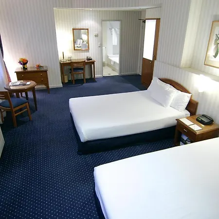 The Menzies Sydney-3