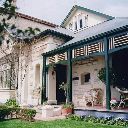 Water Bay Villa Bed & Breakfast-2