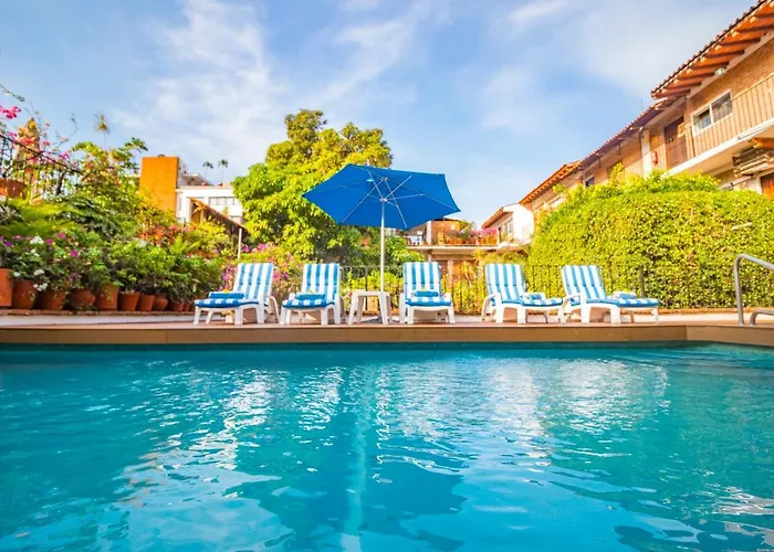 Kid friendly hotel Posada De Roger - Near Los Muertos Beach