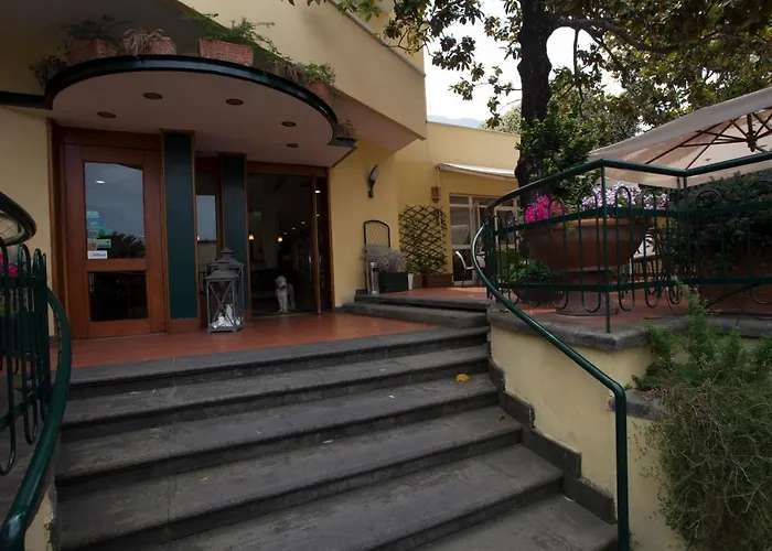 Hotel Villa Serena