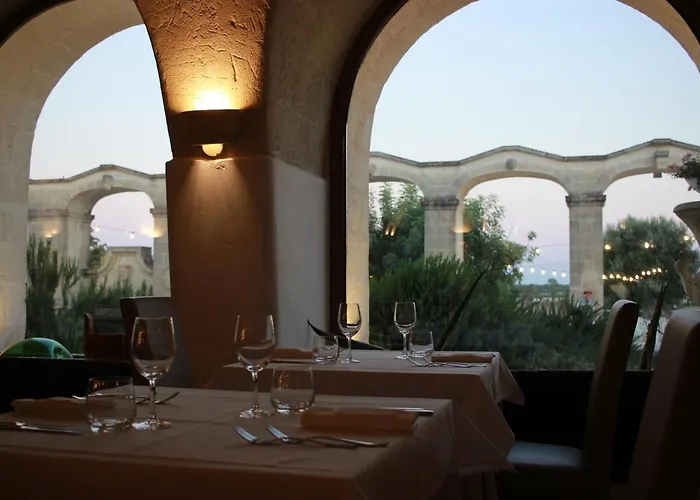 Hotel con piscina: Masseria Savoia