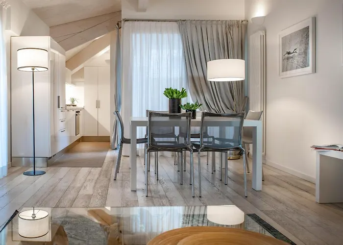 Hotel vicino al College: Residence Lungomare - Charming Apartments