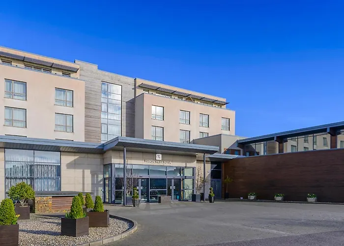 Manor West Hotel & Leisure Club