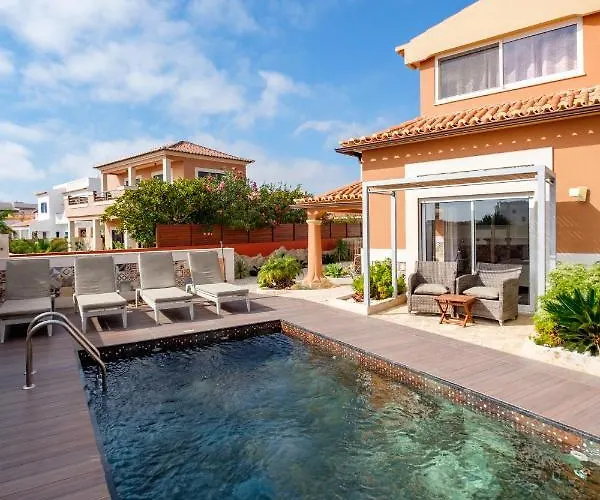 Villa Rosa (Adults Only)