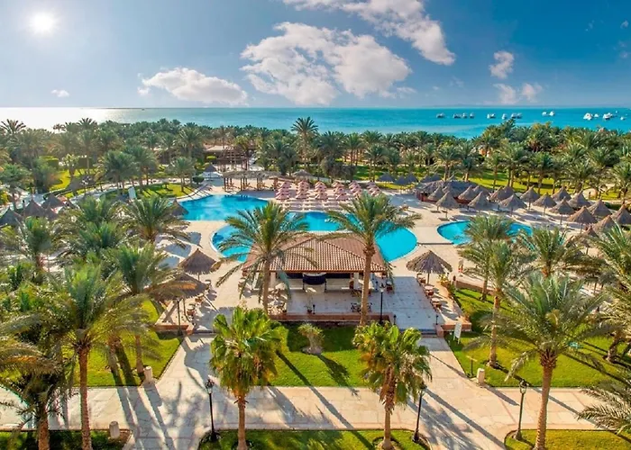 Hôtel avec piscine: Siva Grand Beach