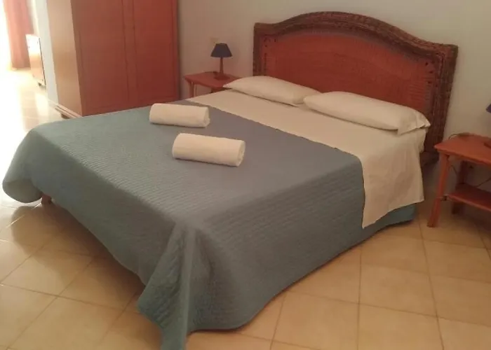 B Palace