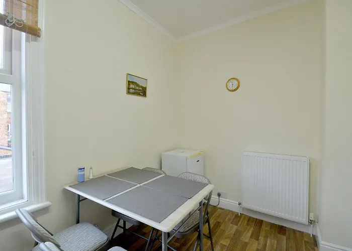 Brightwater Family Room For Up To 3 People With Shared Facilities