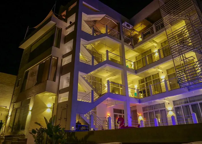 Sugarsea Inn & Dive Shop