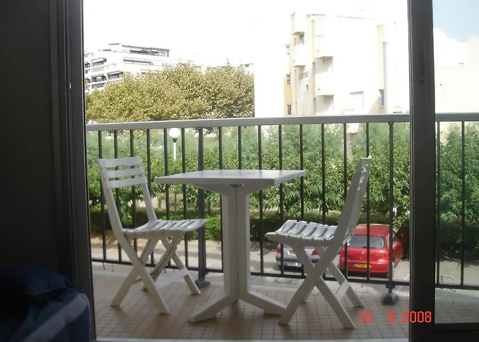Studio La Grande Motte, Parking