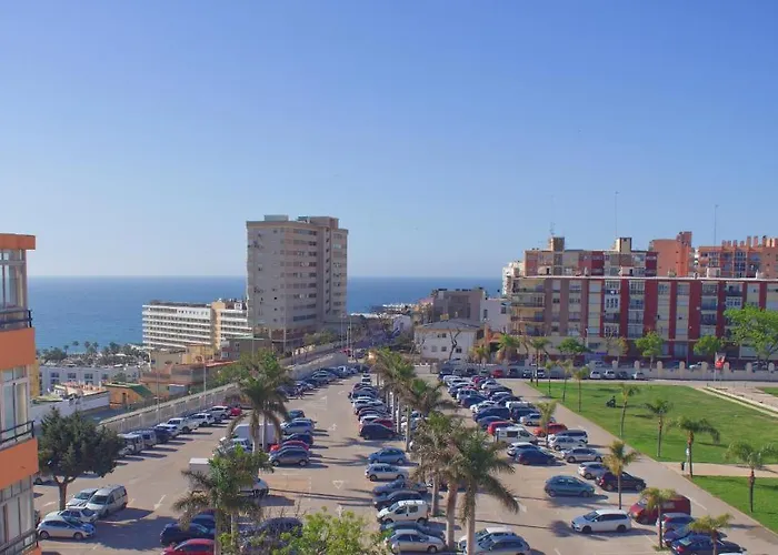 Hotel cerca del colegio: Costa Del Sol Apartment