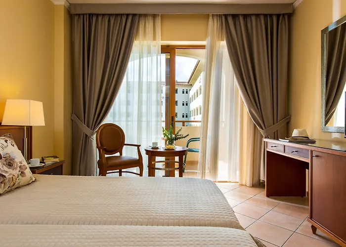 Hotel Am Strand Theartemis Palace