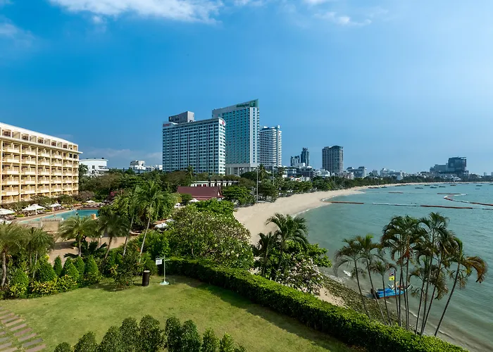 Hotel Am Dusit Thani Pattaya