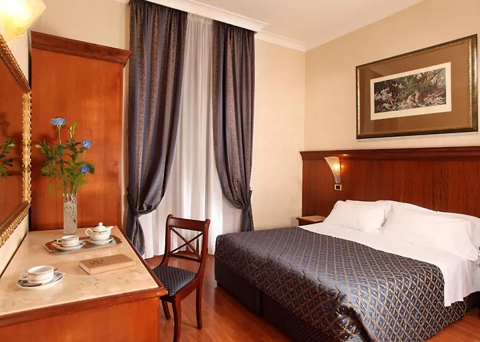 Hotel de 3 estrellas: Hotel Serena Srl