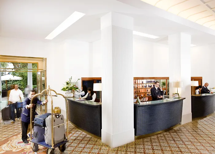 Hotel di lusso: Regina Isabella-Resort Spa Restaurant