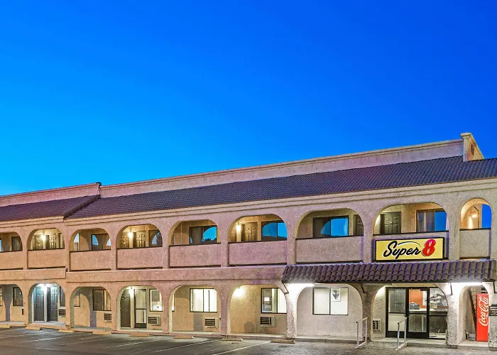 Motel: Super 8 By Wyndham Las Vegas Nellis Afb Area