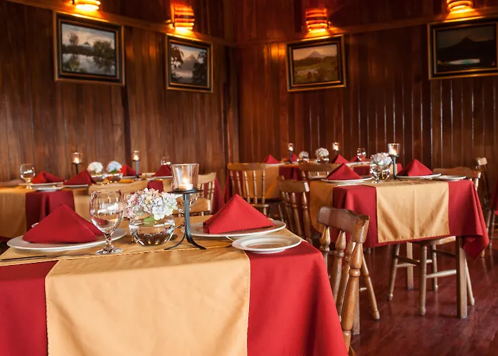 Hotel Arenal Lodge