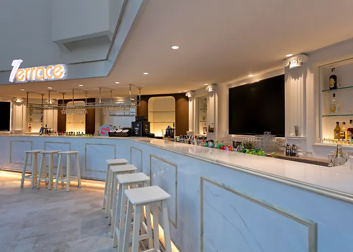 Seven Seas Hotel Blue