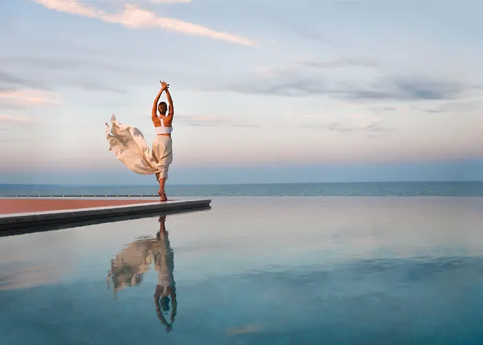 Grifid Encanto Beach Hotel