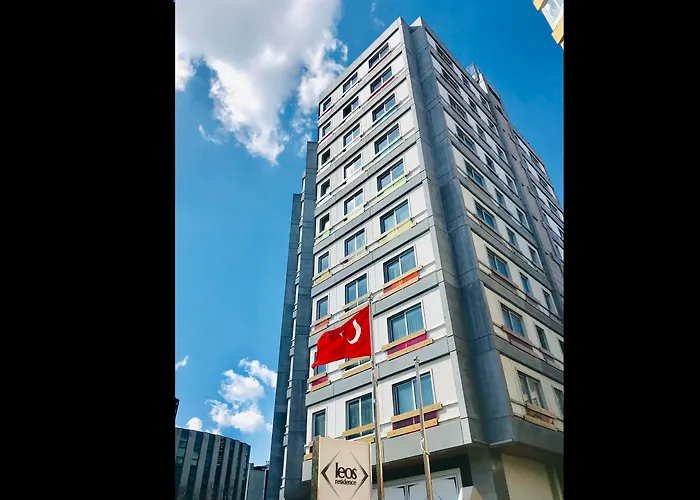 Hotel: The Leos Residence