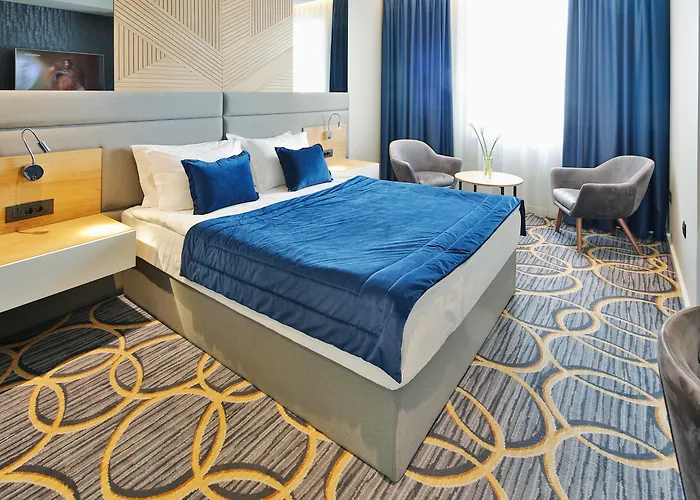 Hot Tub in Room Sky