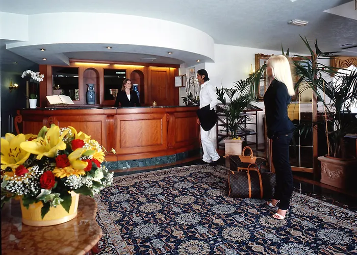  Savoy Palace