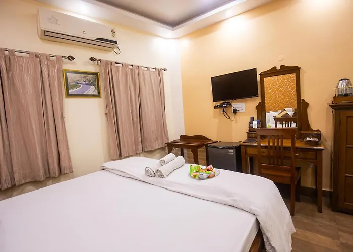 Сity center hotels Cecil