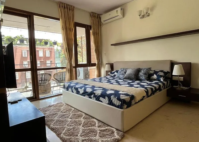 Hotel with view: Luho Grande
