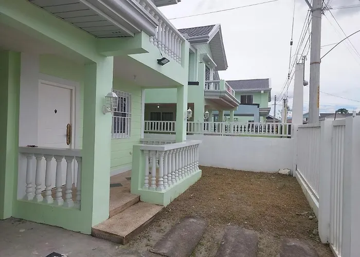 3 Bed 3 Bath Friendly, Friendship Area, Fibre Bdb