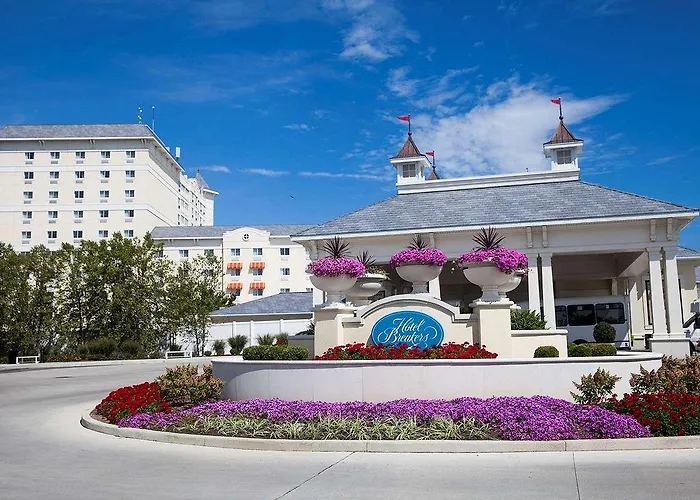 Cedar Point Hotel Breakers