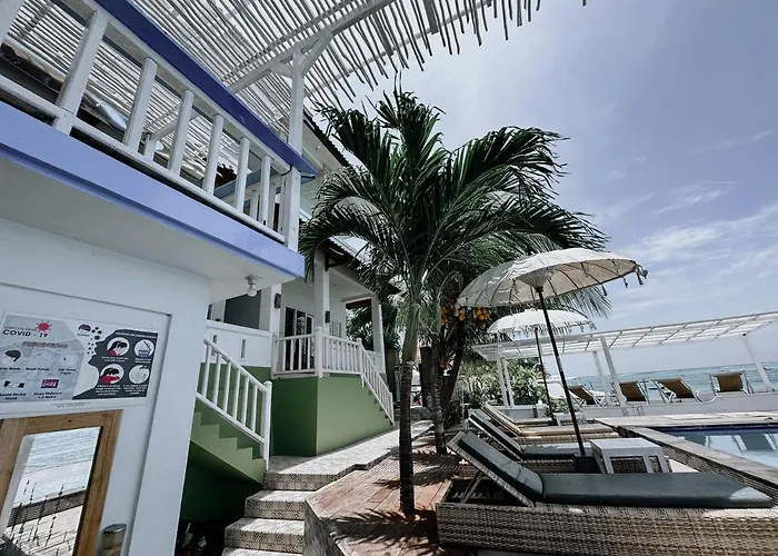 Aurora Beach View