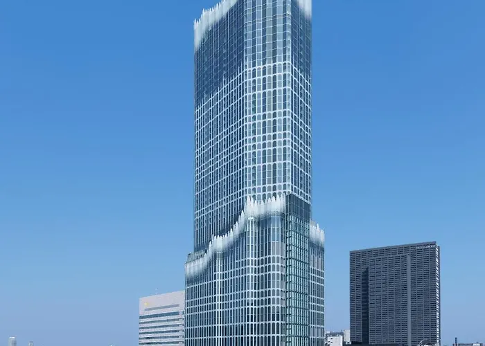 Hotel with view: Hotel Groove Shinjuku, A Parkroyal Hotel