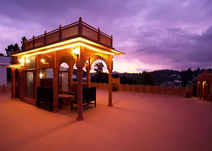 Stayvista At Pink Palace Rajasthani Decor