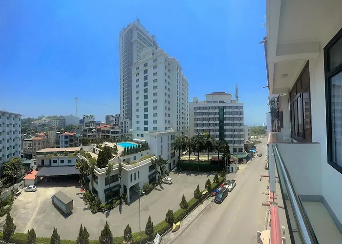 Van Nam Hotel
